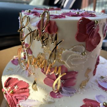 Goodies Cookies - 2-tier cake - Bakeries Near Me - Visalia, California