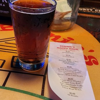 Bernie's Beach House - Dark beer. Cheap drinks are the draw here. - Dance Clubs Near Me - Port Aransas, Texas