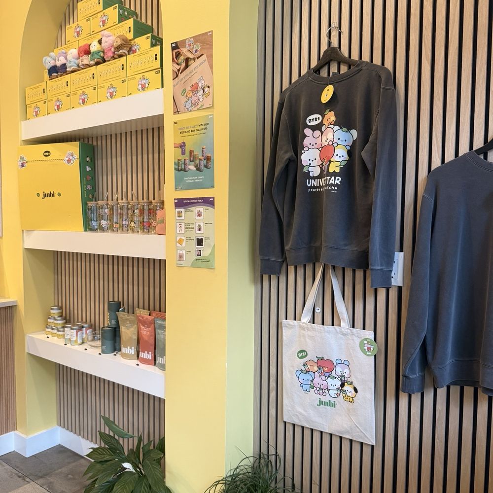 merch
