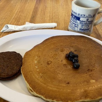 Beach Diner - Blueberry Pancakes with sausage patties - Diners Near Me - Fernandina Beach, Florida Beach Diner - Blueberry Pancakes with sausage patties - Diners Near Me - Fernandina Beach, Florida