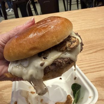 Elite Experience: The Melt - Shroom, Swiss burger - Yelp Events Near Me - Brea, California
