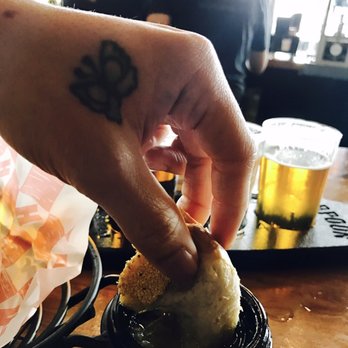 Harpoon Brewery - Dipping that pretzel piece into that garlic buttah!!!! Heaven I say! Heaven!!!! - Breweries Near Me - Boston, Massachusetts Harpoon Brewery - Dipping that pretzel piece into that garlic buttah!!!! Heaven I say! Heaven!!!! - Breweries Near Me - Boston, Massachusetts