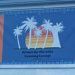 Bronze By The Lake Tanning Lounge