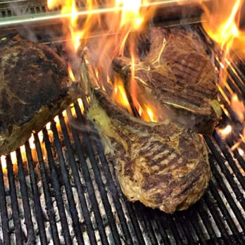 Steak Burger - Cottura a brace - Steakhouses Near Me - Massa, Mississippi
