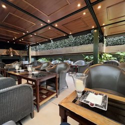 The Garden Room - One of the world's absolute best cigar lounges!
