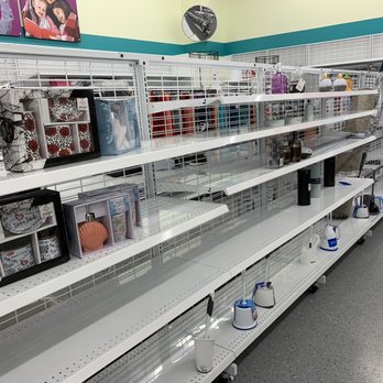 dd’s Discounts - Sparse shelves in the home area - Discount Store Near Me - Fresno, California dd’s Discounts - Sparse shelves in the home area - Discount Store Near Me - Fresno, California