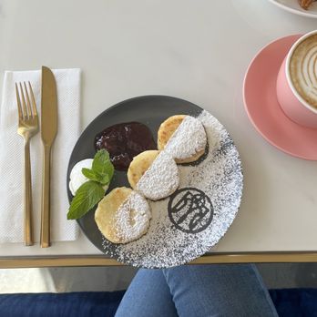 Chant’el Cafe - Sirniki (farmers cheese pancakes) with sour cream and jam - Cafes Near Me - Folsom, California