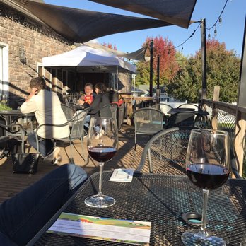 Van Wijk Winery - Art Galleries Near Me - Sully, Iowa