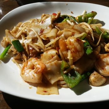 Typhoon Asian Bistro - Drunken noodle - Japanese Near Me - Boston, Massachusetts