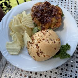 Ginny Lee Cafe - Chicken sandwich special