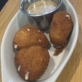Blue Collar - Comfort Food Near Me - Miami, Florida