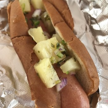 Angry Wiener - Hawaii Fido- it was ok, I wasn't impressed by the taste or the lack of toppings. - Food Trucks Near Me