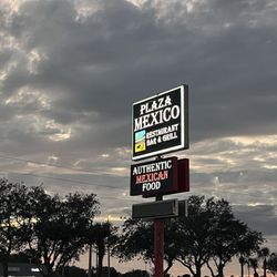 Plaza Mexico Restaurant Bar & Grill