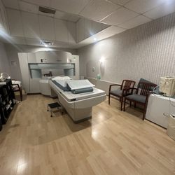 F&M Radiology Medical Center - Open MRI machine!
