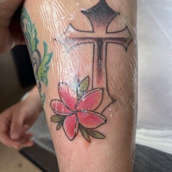 Sweet Trade Tattoo - Cross and plumeria - Tattoo Near Me - Lahaina, Hawaii Sweet Trade Tattoo - Cross and plumeria - Tattoo Near Me - Lahaina, Hawaii