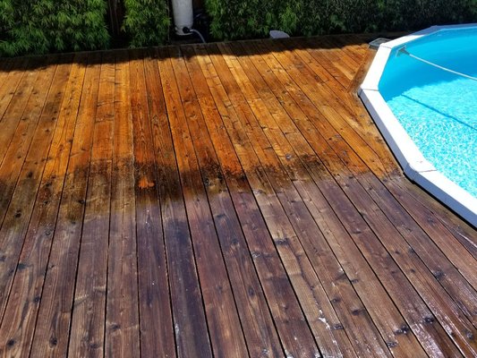 Power Wash Cleaning - Does your home, garage, or other buildings look older than they are because they are so dirty? What about your outdoor furniture or decorative displays? Our pressure washing services meet a variety of needs.