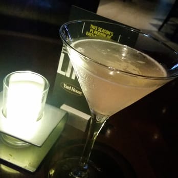 Yard House - Strawberry Fields Martini - New American Near Me - Tucson, Arizona Yard House - Strawberry Fields Martini - New American Near Me - Tucson, Arizona