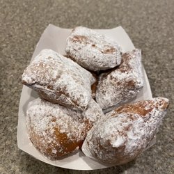 Dough Daddy Doughnuts - Beignets