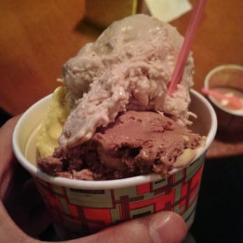 Gelato Messina Fitzroy - Gelato Near Me - Melbourne, VIC