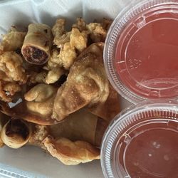 Sampler (minus the crab rangoons-Like I said, they are my favorite) with plum sauce & sweet & sour sauce.