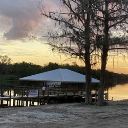 River's Edge Motel