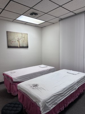 K SPA - Updated March 2026 - 19 Photos - 1700 E Desert Inn Rd, Las