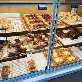 Paris Baguette - Pastries - Bakeries Near Me - Pleasant Hill, California Paris Baguette - Pastries - Bakeries Near Me - Pleasant Hill, California