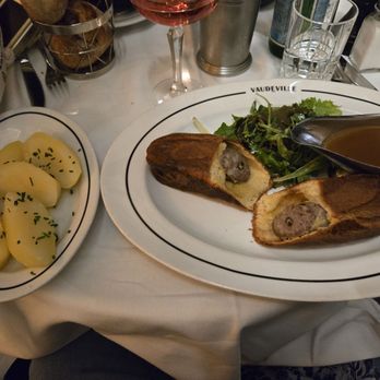 Vaudeville - Sausage and potatoes - Brasseries Near Me - Paris, 75 Vaudeville - Sausage and potatoes - Brasseries Near Me - Paris, 75