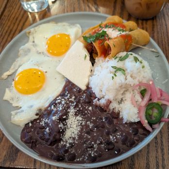 Claudia's - Taquitos y Huevos - Bars Near Me - Brooklyn, New York Claudia's - Taquitos y Huevos - Bars Near Me - Brooklyn, New York