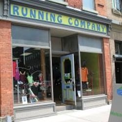 lakes running company