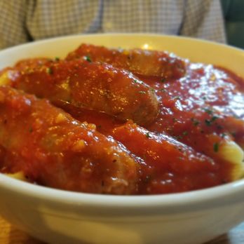 Roberto's Log Cabin - Sausage & pasta entree comes with side salad - Pizza Near Me - Lebanon, Connecticut
