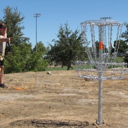 Livermore Disc Golf - Nice new baskets!