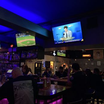 Reno Room - Dive Bars Near Me - Long Beach, California
