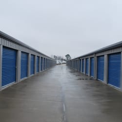 LockTite Storage La Porte - Drive-up storage units