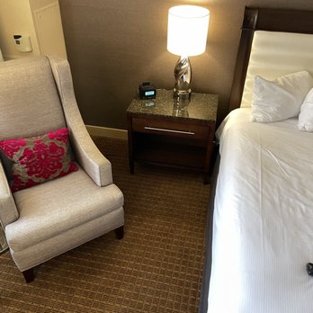 Hilton Minneapolis - Hotels Near Me - Minneapolis, Minnesota Hilton Minneapolis - Hotels Near Me - Minneapolis, Minnesota
