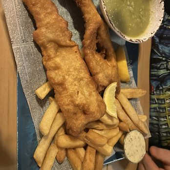 Rose & Crown Dining Room - Fish & Chips on newspaper! How British! - British Near Me - Lake Buena Vista, Florida