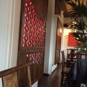 Jialu - The decor.  Chinese  with a modern contemporary twist - Chinese Near Me - Hochdorf, LU