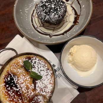 Bolero Restaurante - Brulèe De Plátano, Pastel De Chocolate, & Vanilla Ice Cream - Tapas/Small Plates Near Me - Temecula, California
