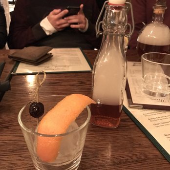 Tanner Smiths - Cocktail Bars Near Me - New York, New York