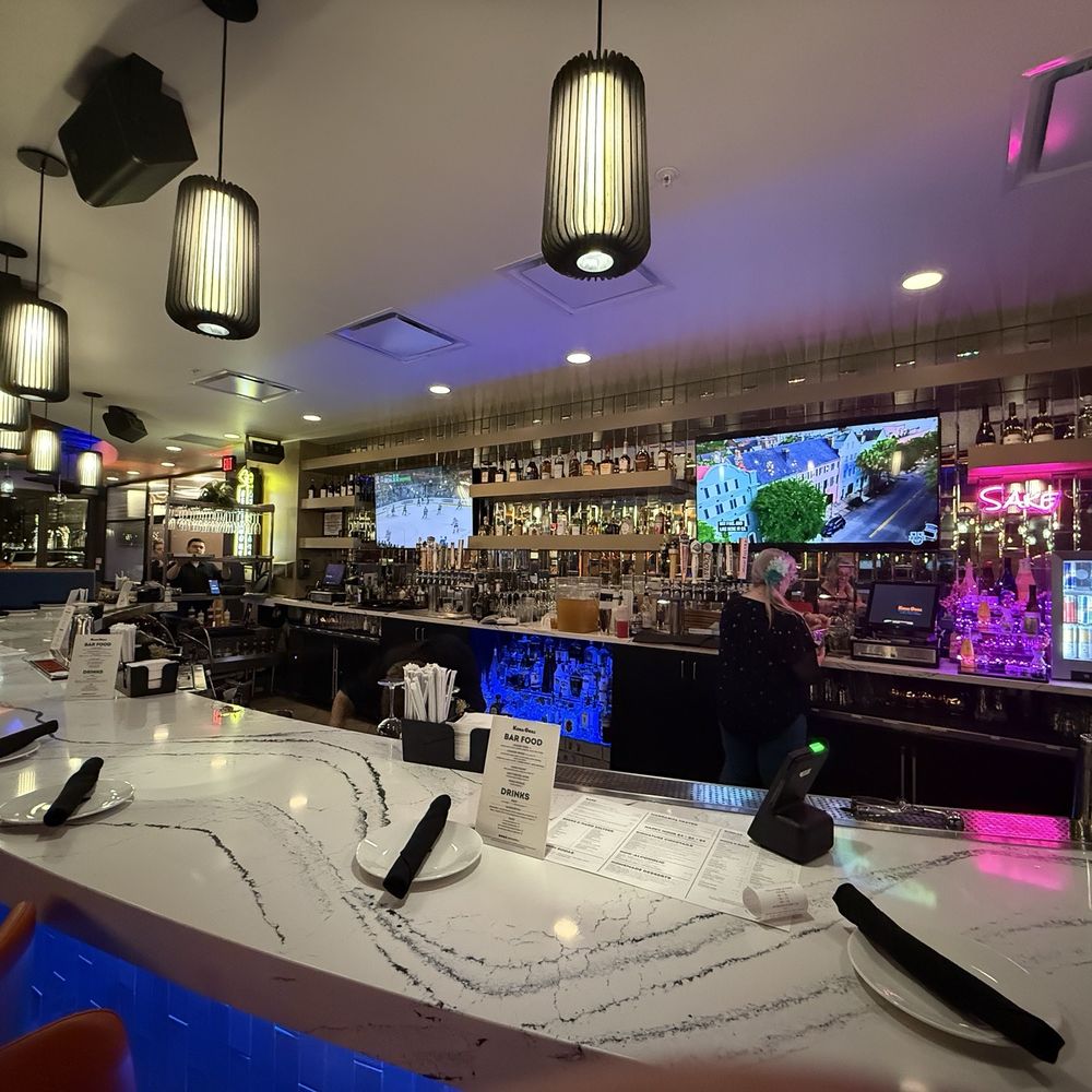 Kona Grill - Tigard - Bar area - Sushi Bars Near Me - Tigard, Oregon Kona Grill - Tigard - Bar area - Sushi Bars Near Me - Tigard, Oregon