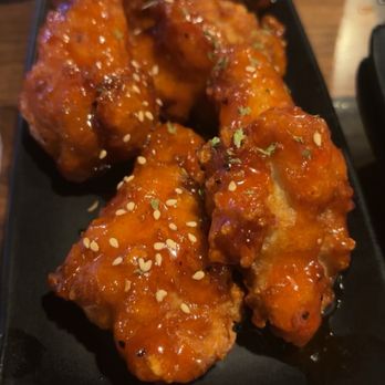 Kan Sushi - Sushi Bars Near Me - Honolulu, Hawaii