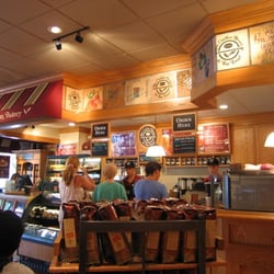 The Coffee Bean & Tea Leaf - counter