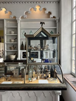 Stabler-Leadbeater Apothecary Museum by null
