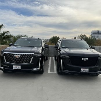 Brooks - Platinum luxury vs platinum sport - Town Car Service Near Me Brooks - Platinum luxury vs platinum sport - Town Car Service Near Me