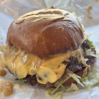Palms n' Patties - Cheeseburger - Burgers Near Me - Los Angeles, California