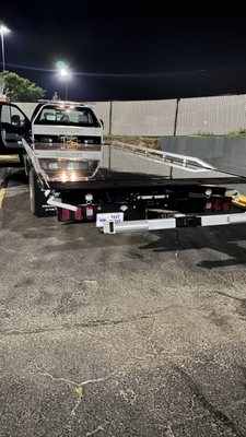 Roadside Assistance - When you're in a jam on the road, our emergency towing roadside service is your lifeline.  Don't let a breakdown or accident ruin your day – we're here to swiftly come to your rescue. Our dedicated team understands the urgency of your situation and is ready to spring into action 24/7.  Whether you're stranded on the highway or stuck in a parking lot, we'll dispatch a skilled tow truck operator to your location in no time. With state-of-the-art equipment and a commitment to safety, we'll handle your vehicle with care and professionalism. 

Services We Offer:
 
Dead Battery - Jumpstart
Change Spare Tires
Out of Gasoline - Gasoline Service

Count on us for fast, reliable emergency towing roadside service that gets you out of trouble and back on the road with peace of mind!