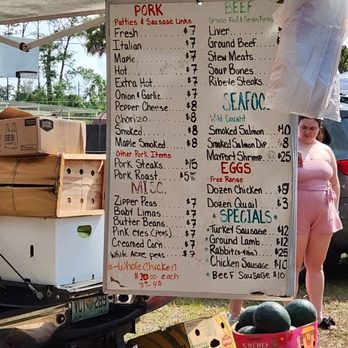 Beaches Green Market - The veggie stand offers many options - Farmers Market Near Me - Jacksonville, Florida