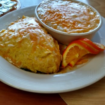 Flavor Table - Spinach Omelet with chessy Grits. Enough for two people, if u don't mind sharing. - Cajun/Creole Near Me - Los Angeles, California Flavor Table - Spinach Omelet with chessy Grits. Enough for two people, if u don't mind sharing. - Cajun/Creole Near Me - Los Angeles, California