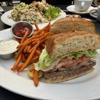 Cafe Bernardo - Niman Ranch Angus Burger - Breakfast & Brunch Near Me - Sacramento, California