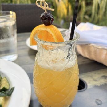 Ada’s Fish House - Banana Mai Tai - Seafood Near Me - Pismo Beach, California
